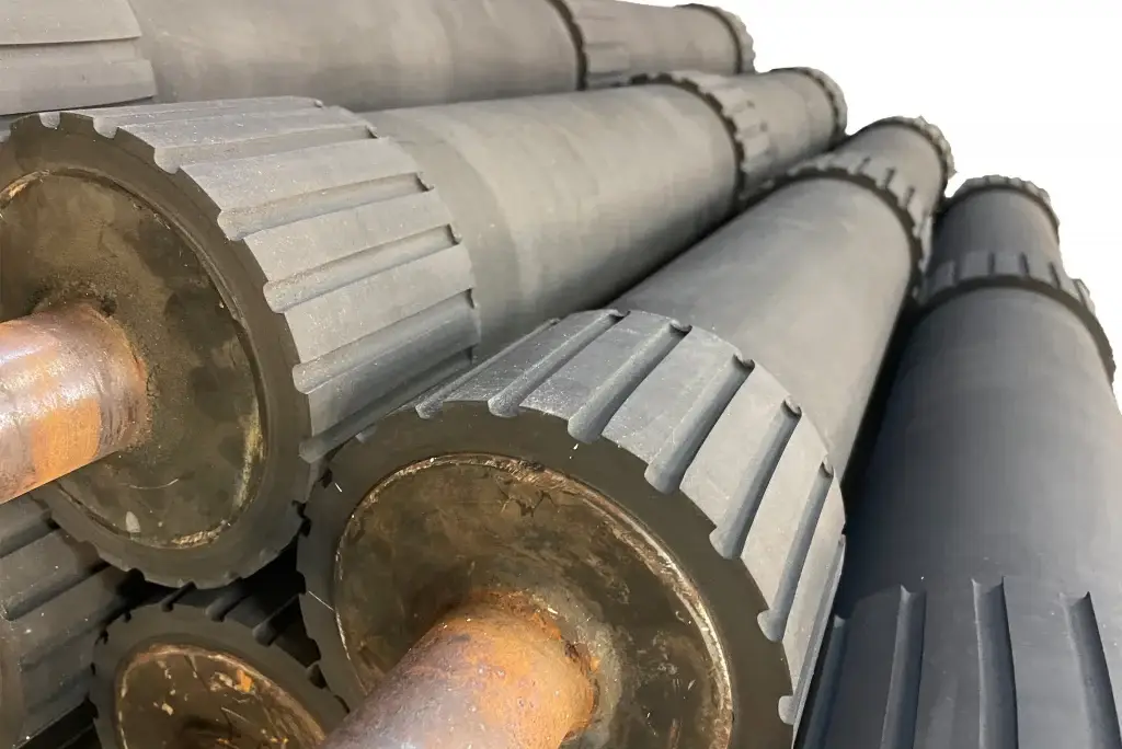 Garnissage caoutchouc avec rainurage